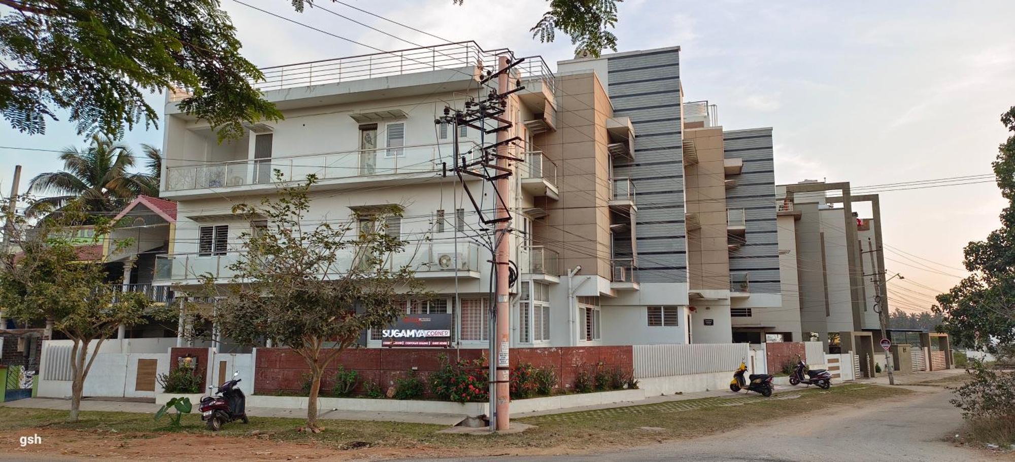 Sugamya Corner Guesthouse Мисор Екстериор снимка