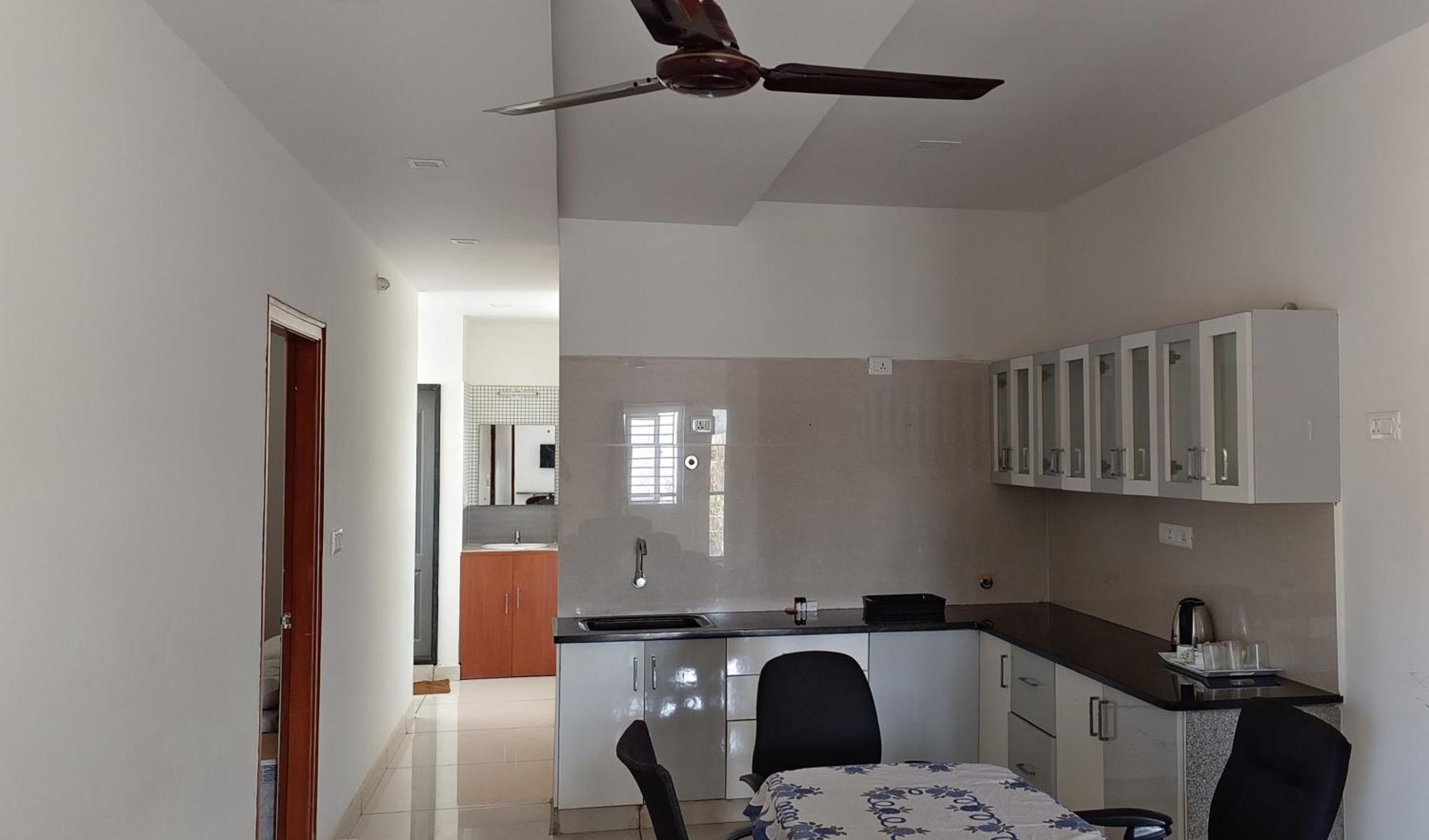 Sugamya Corner Guesthouse Мисор Стая снимка