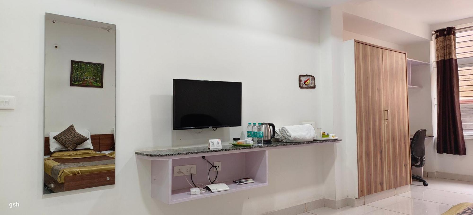 Sugamya Corner Guesthouse Мисор Стая снимка